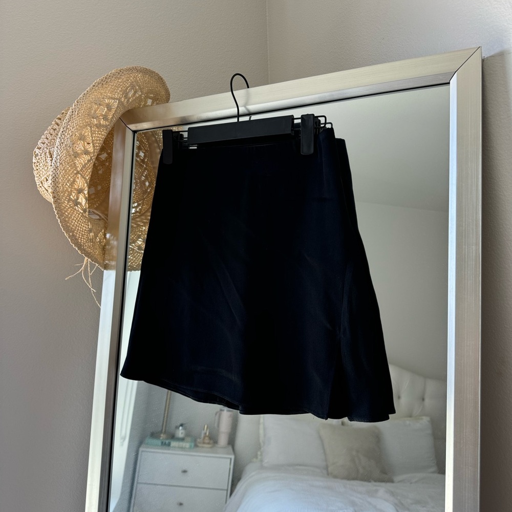 Aritzia Skirt